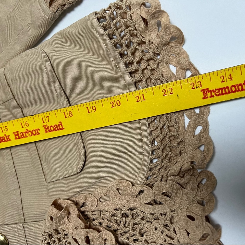 Women's Tan Jacket with Crochet Trim Size M Gold Buttons - Picture 5 of 16